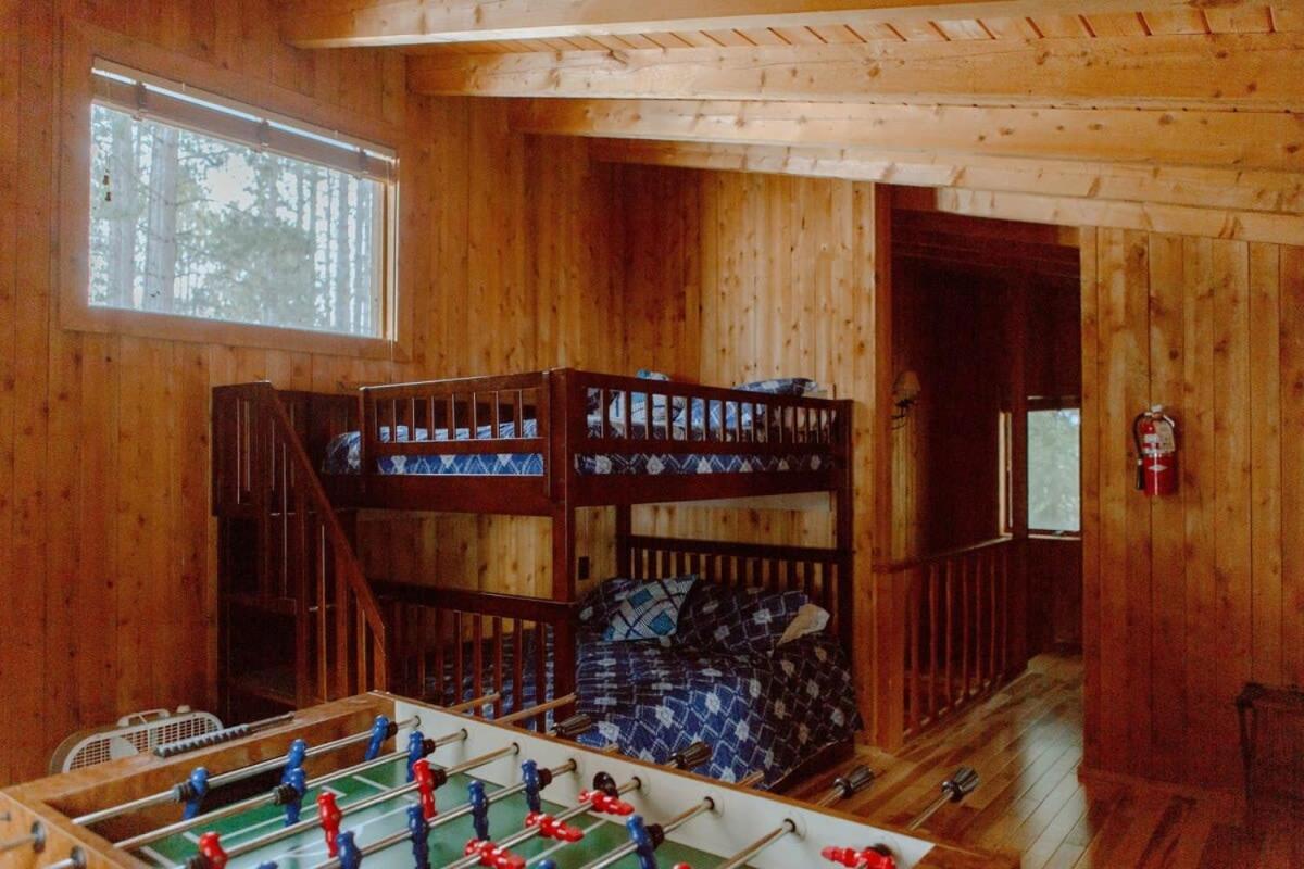 Crystal Mountain Cabin-Shuttle Pass Included! Thompsonville Exterior photo