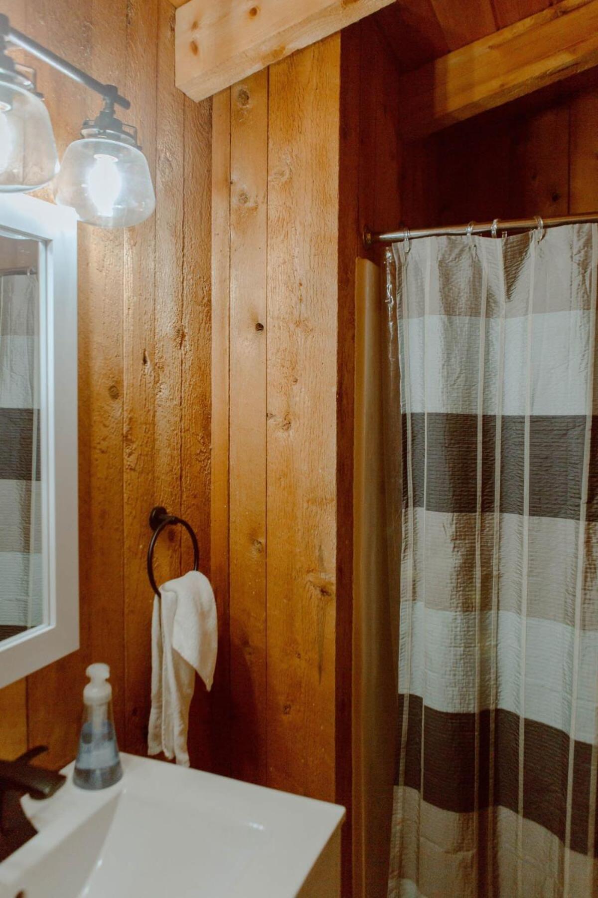 Crystal Mountain Cabin-Shuttle Pass Included! Thompsonville Exterior photo